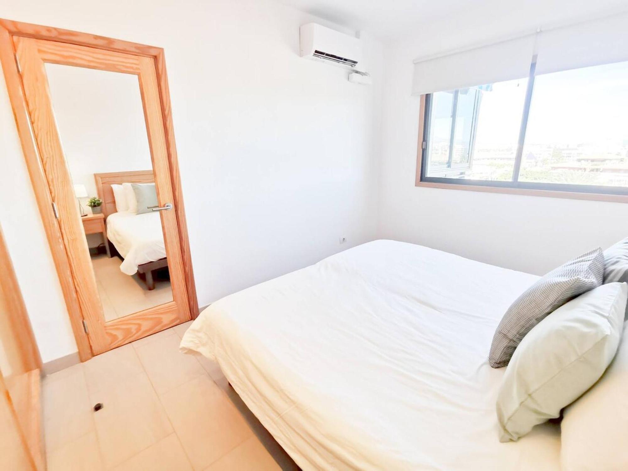 Iguazu 403 Yumbo Stunning View By Pride Holiday Rentals Playa del Inglés Exterior foto